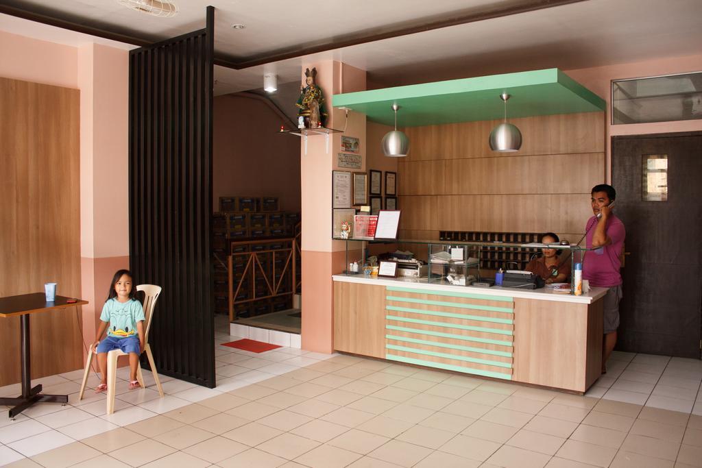 Gv Hotel - Maasin Maasin  Extérieur photo
